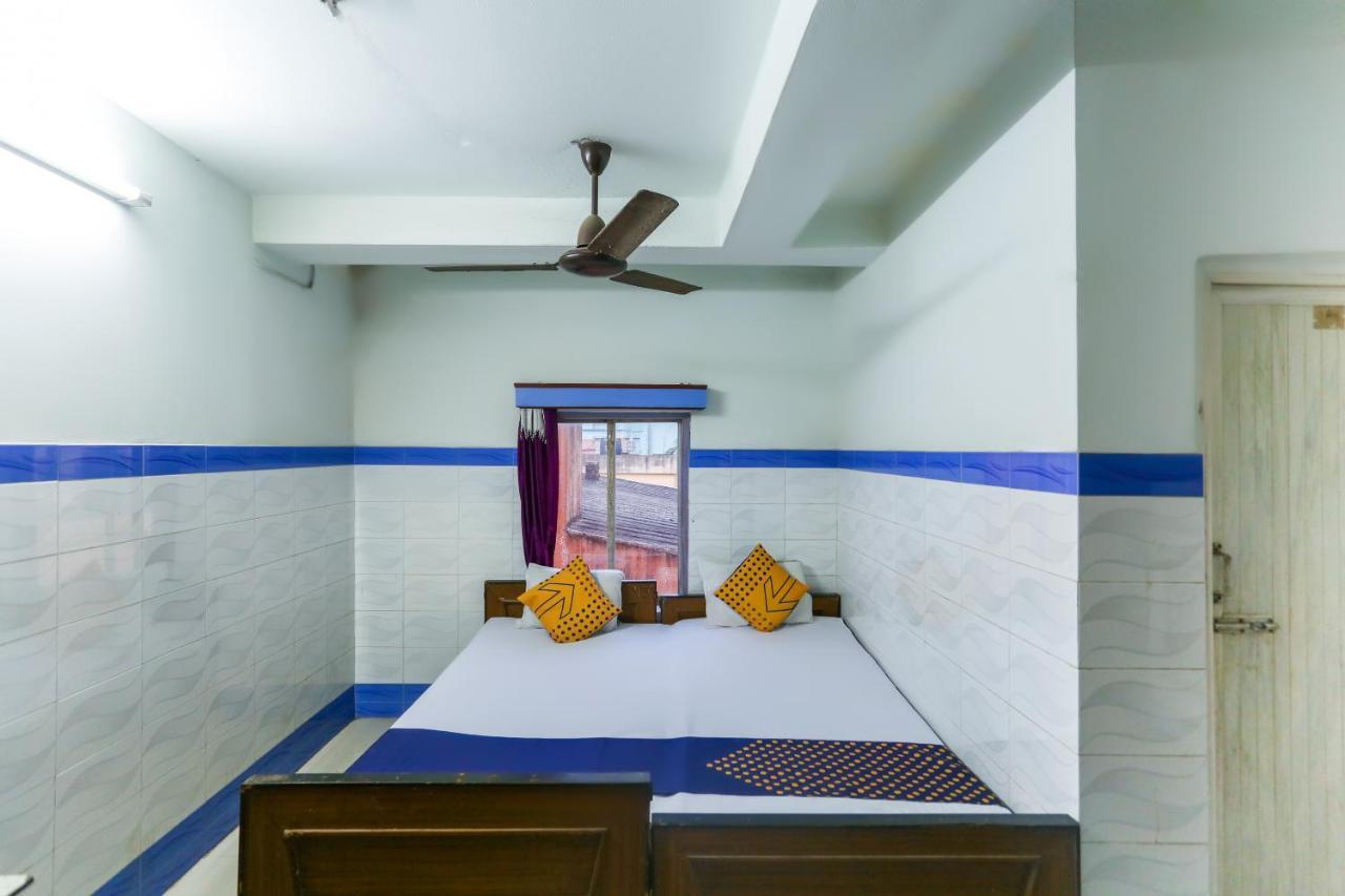 Oyo 73902 Vyttila Residency 호텔 Kochi 외부 사진