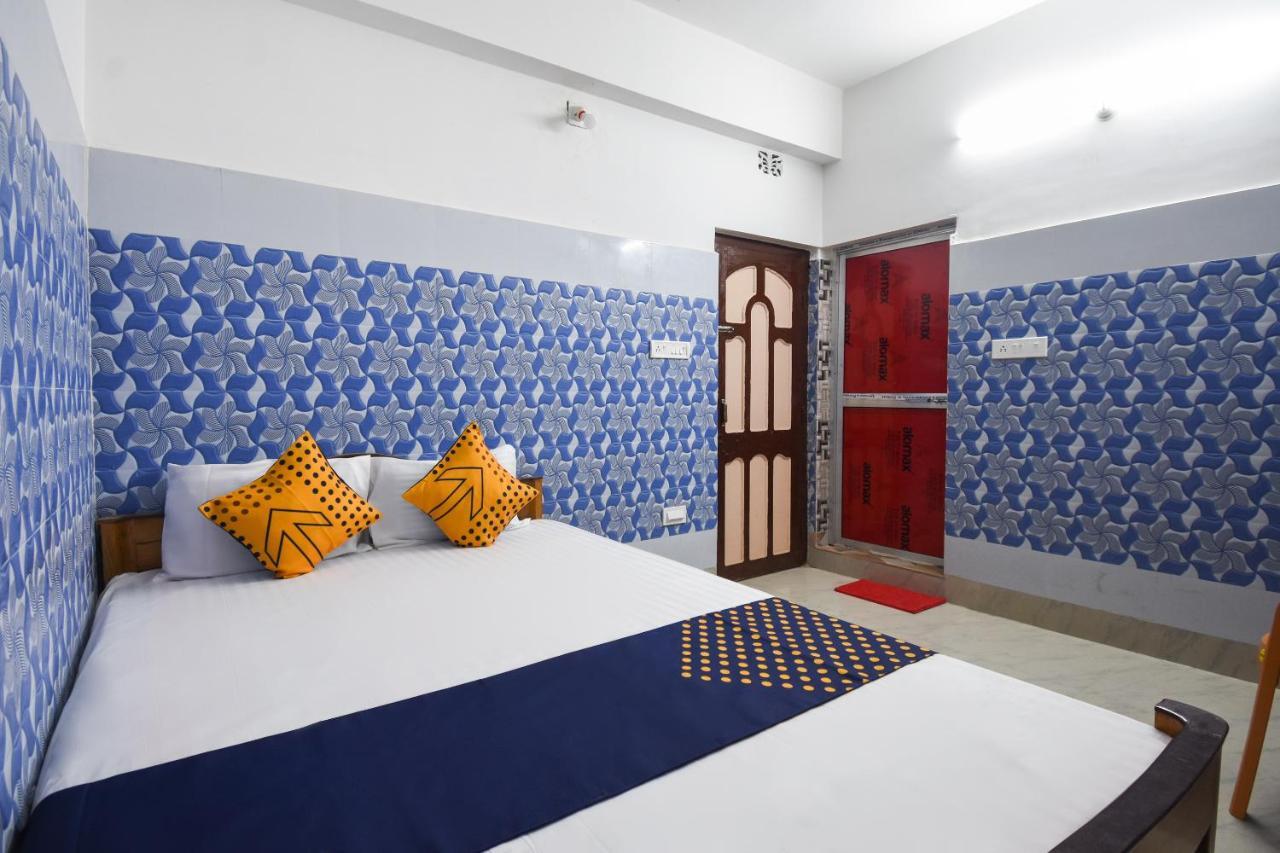 Oyo 73902 Vyttila Residency 호텔 Kochi 외부 사진