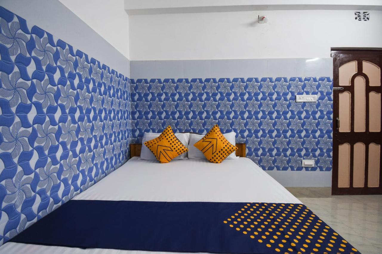 Oyo 73902 Vyttila Residency 호텔 Kochi 외부 사진
