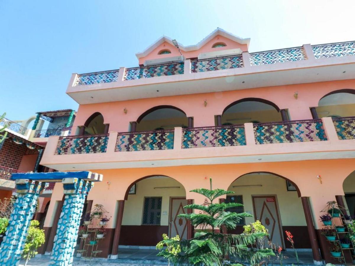 Oyo 73902 Vyttila Residency 호텔 Kochi 외부 사진