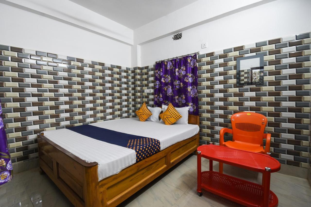 Oyo 73902 Vyttila Residency 호텔 Kochi 외부 사진