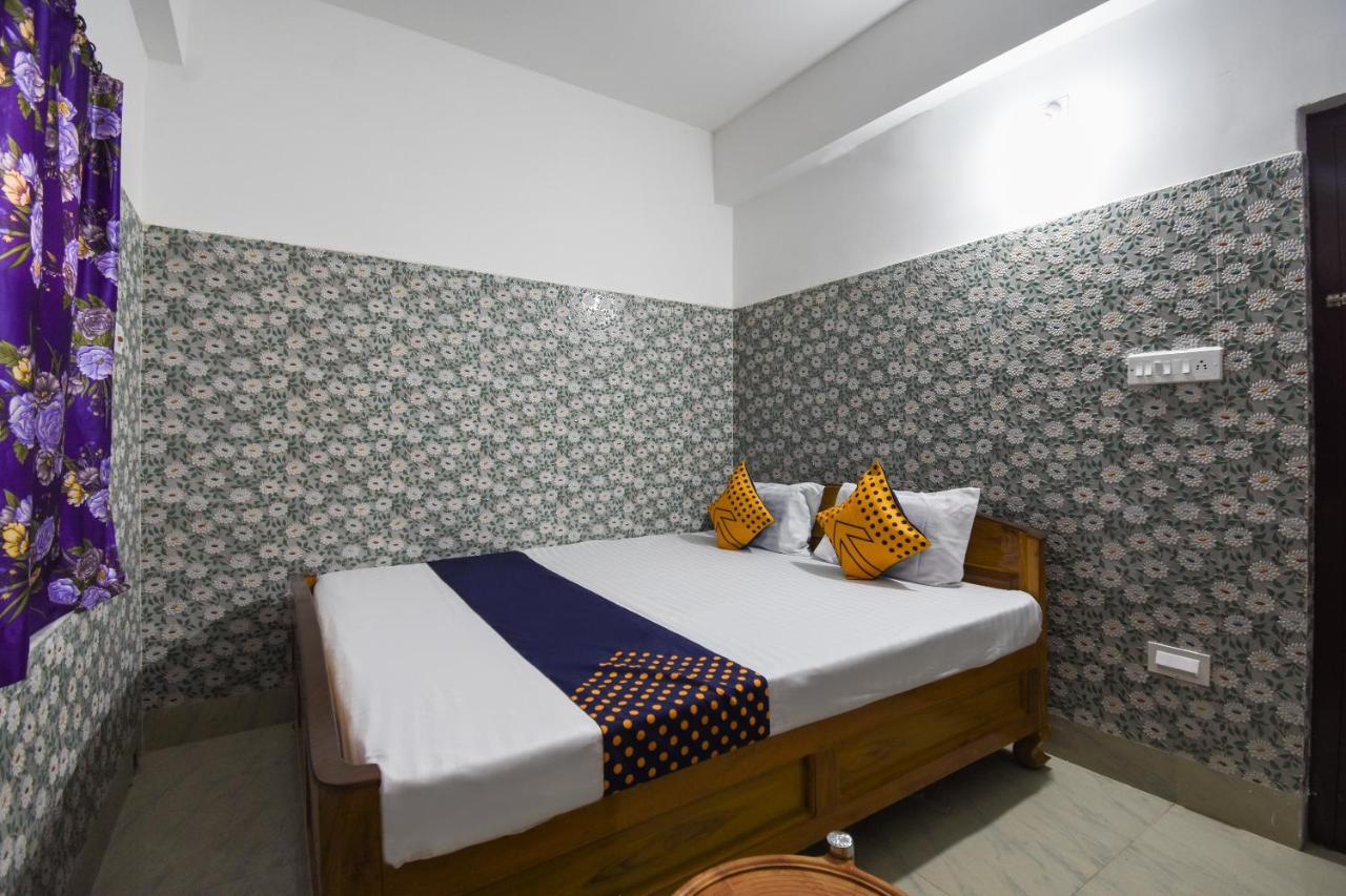 Oyo 73902 Vyttila Residency 호텔 Kochi 외부 사진